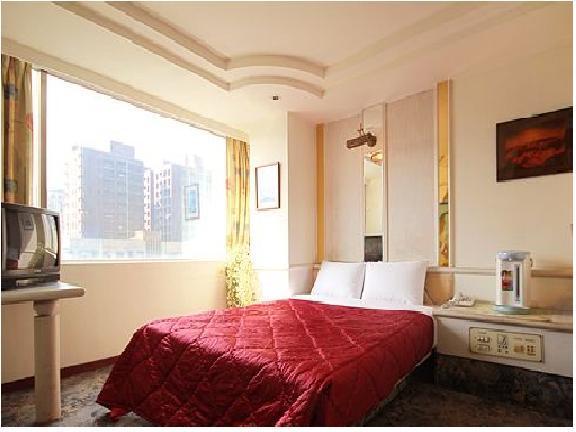 Broadway Hotel Taichung Buitenkant foto